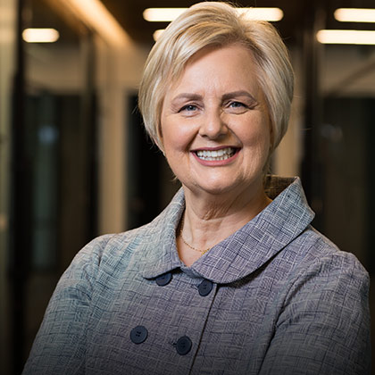 Forn Pales Vania Rohsig