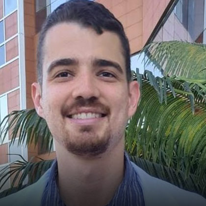 Forn Pales Newton De Freitas Centuriao