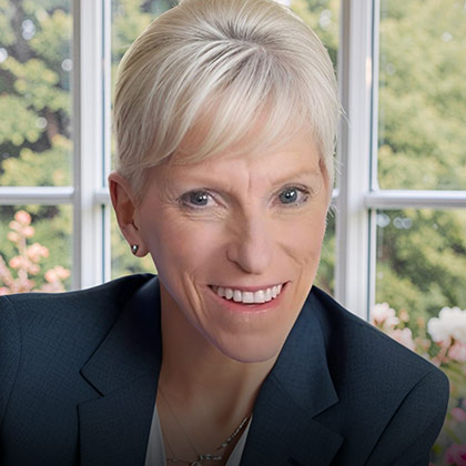 Forn Pales Lori Kaczmarek